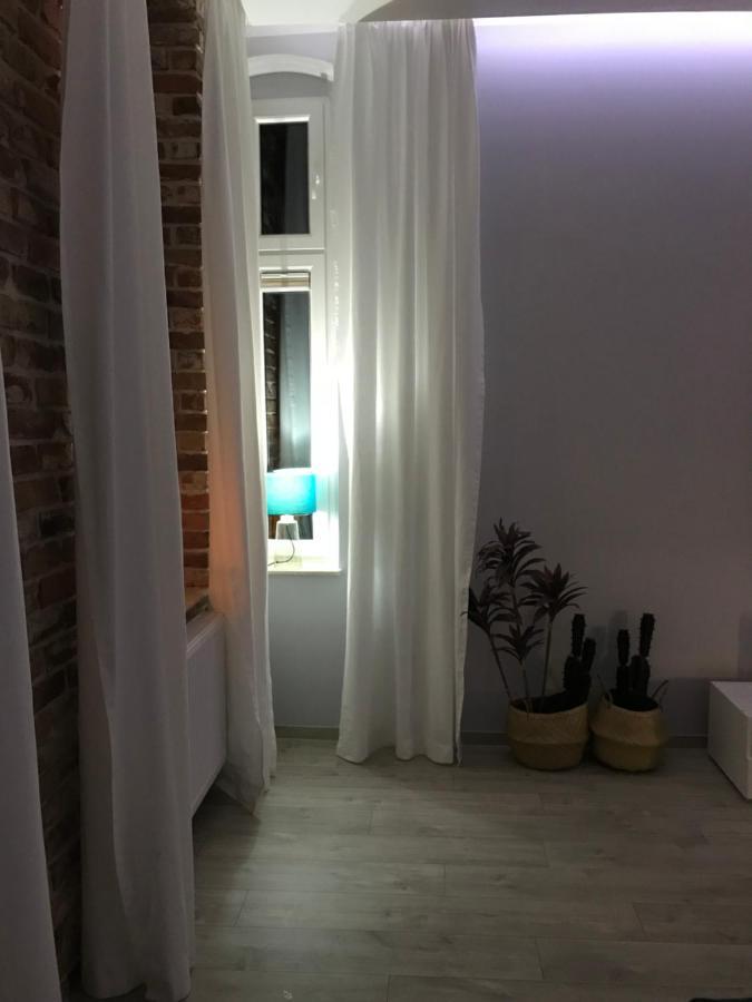 Apartament Paderewskiego 10 Apartment ชวีโนวิชแจ ภายนอก รูปภาพ